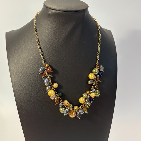 Premier Designs Jewelry - Pearl Necklace Vintage Colorful Clusters Premier Designs